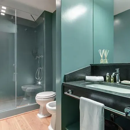 Accademia Luxury