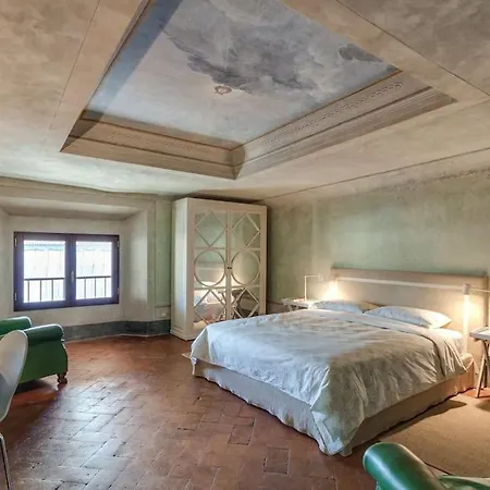 Accademia Luxury * Florence