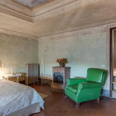 Accademia Luxury *